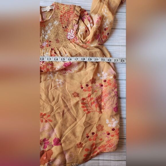 By Timo Smocked Long Sleeve Tunic Top Size Small - Picture 10 of 12